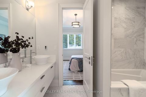 Photo 28 at 61 Rykert Crescent, Leaside, Toronto