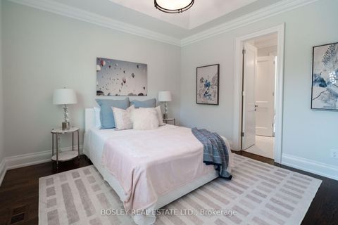 Photo 30 at 61 Rykert Crescent, Leaside, Toronto