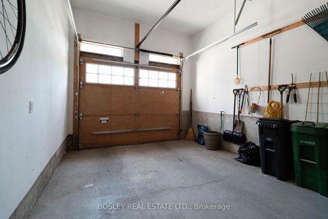 Photo 36 at 61 Rykert Crescent, Leaside, Toronto