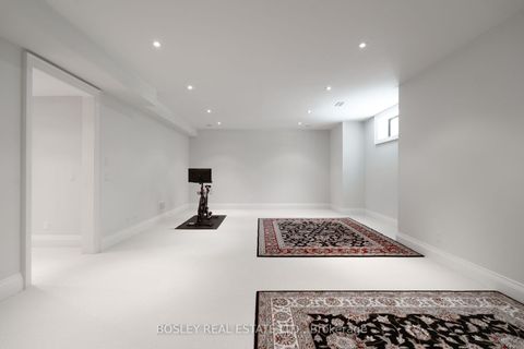 Photo 38 at 61 Rykert Crescent, Leaside, Toronto
