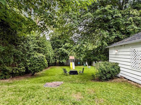 Photo 26 at 46 Brookview Drive, Lawrence, Toronto