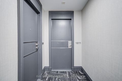 Photo 3 at 1811 - 30 Grand Trunk Crescent, Waterfront Communities C1, Toronto