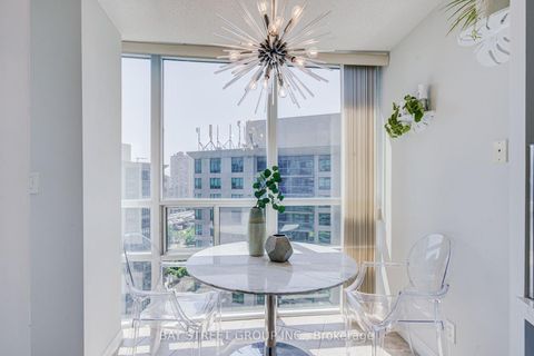 Photo 8 at 1811 - 30 Grand Trunk Crescent, Waterfront Communities C1, Toronto
