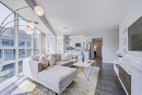 Photo 14 at 1811 - 30 Grand Trunk Crescent, Waterfront Communities C1, Toronto