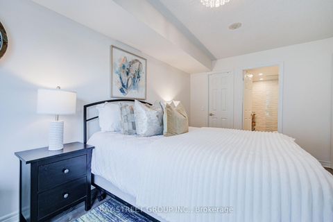 Photo 18 at 1811 - 30 Grand Trunk Crescent, Waterfront Communities C1, Toronto