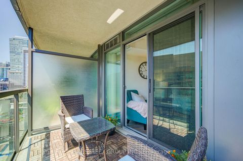 Photo 20 at 1811 - 30 Grand Trunk Crescent, Waterfront Communities C1, Toronto