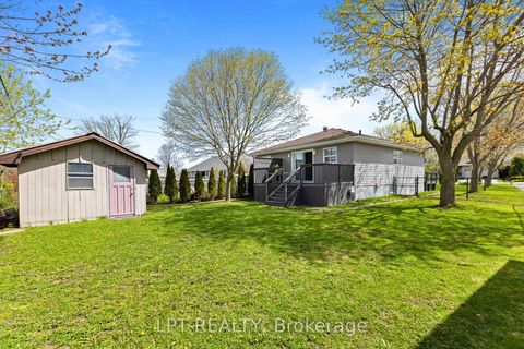 Photo 27 at 818 Poplar Avenue, Historic Lakeshore Communities, Georgina