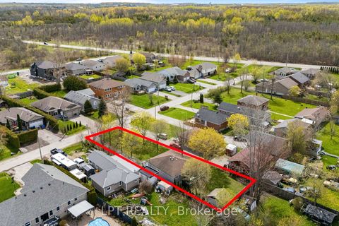 Photo 32 at 818 Poplar Avenue, Historic Lakeshore Communities, Georgina