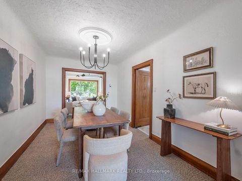 Photo 8 at 27 Lesmount Avenue, East York, Toronto