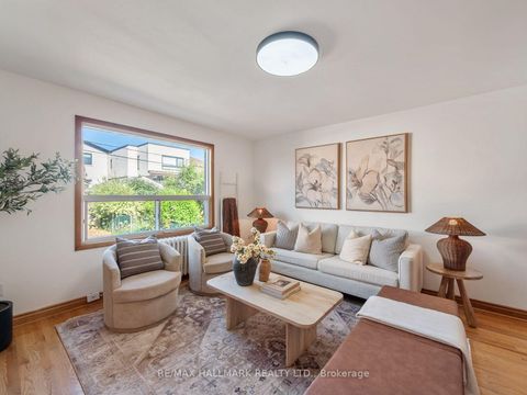 Photo 11 at 27 Lesmount Avenue, East York, Toronto