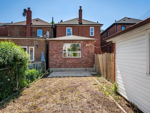 Photo 42 at 27 Lesmount Avenue, East York, Toronto