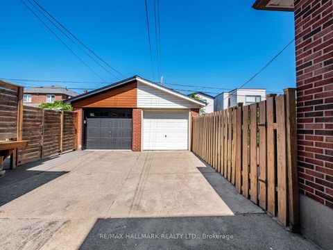 Photo 44 at 27 Lesmount Avenue, East York, Toronto