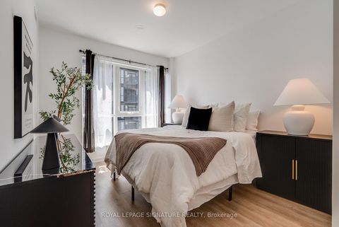 Photo 8 at 517 - 2300 St. Clair Avenue W, Junction Area, Toronto