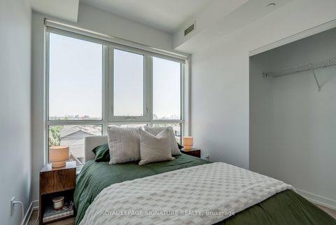 Photo 13 at 517 - 2300 St. Clair Avenue W, Junction Area, Toronto