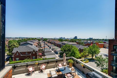 Photo 21 at 517 - 2300 St. Clair Avenue W, Junction Area, Toronto