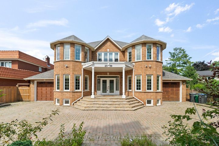 Photo 1 at 2339 Glengarry Road, Erindale, Mississauga