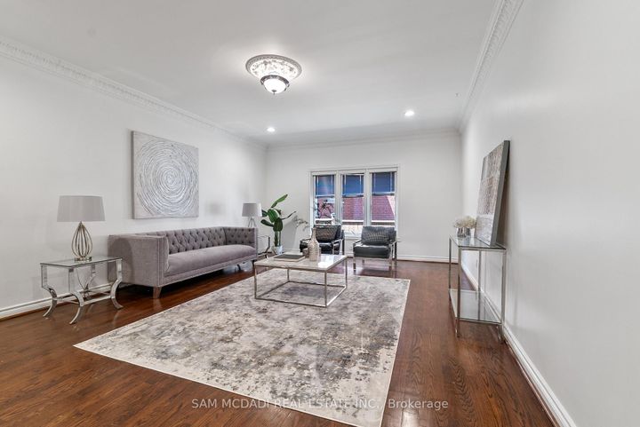 Photo 6 at 2339 Glengarry Road, Erindale, Mississauga