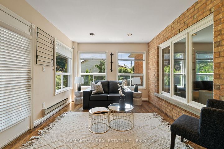 Photo 8 at 2339 Glengarry Road, Erindale, Mississauga