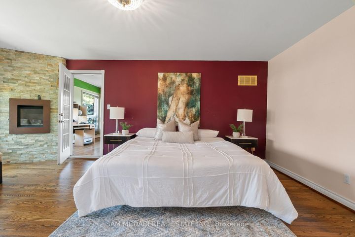 Photo 15 at 2339 Glengarry Road, Erindale, Mississauga