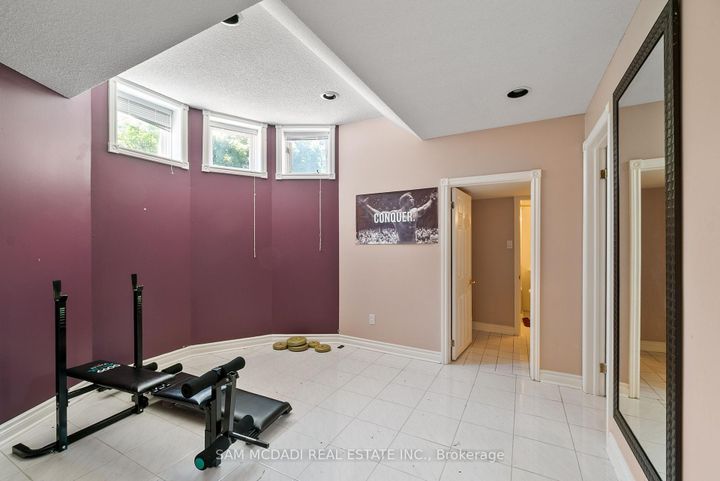 Photo 27 at 2339 Glengarry Road, Erindale, Mississauga