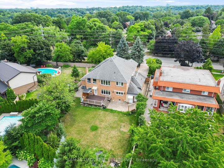 Photo 37 at 2339 Glengarry Road, Erindale, Mississauga