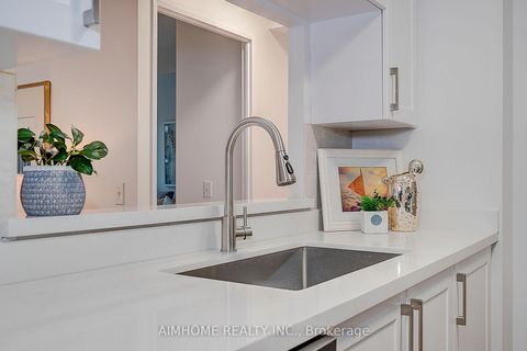 Photo 7 at 511 - 238 Doris Avenue, Willowdale East, Toronto