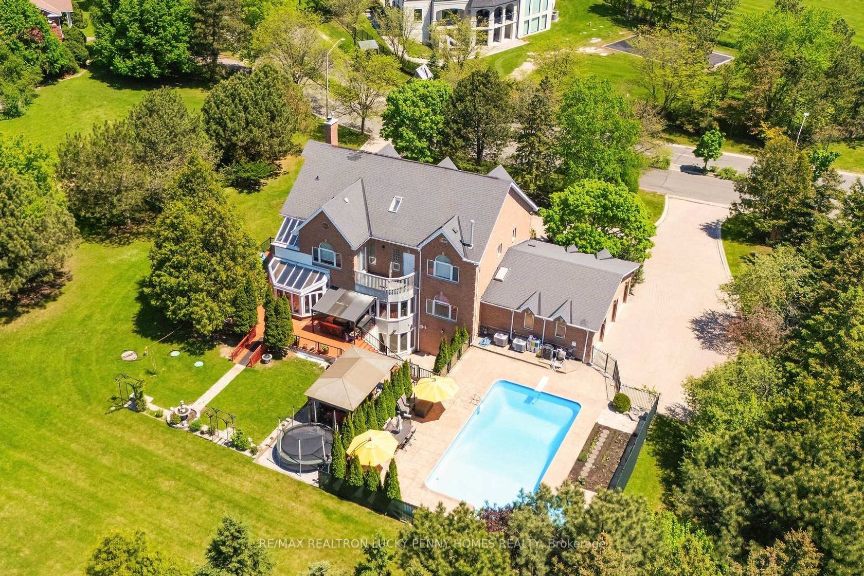 2 Jennings Gate, Jennings Gate, Markham 2