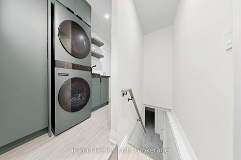 Photo 29 at 15 San Marko Place, East Woodbridge, Vaughan