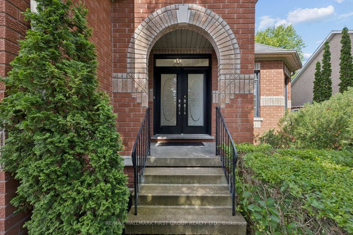 Photo 1 at 2352 Canterbury Crescent, Brock Ridge, Pickering