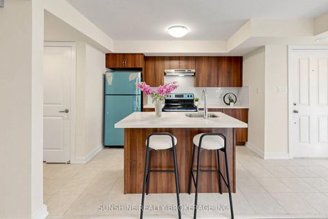 Photo 14 at 7 - 2335 Sheppard Avenue W, Pelmo Park W5, Toronto