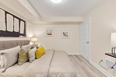 Photo 22 at 7 - 2335 Sheppard Avenue W, Pelmo Park W5, Toronto