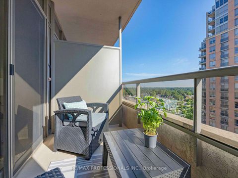 Photo 13 at 1123 - 5233 Dundas Street W, City Centre West, Toronto
