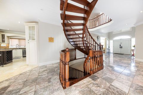 Photo 9 at 25 Clarkhill Street, Newtonbrook West, Toronto