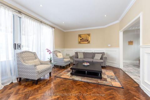 Photo 12 at 25 Clarkhill Street, Newtonbrook West, Toronto