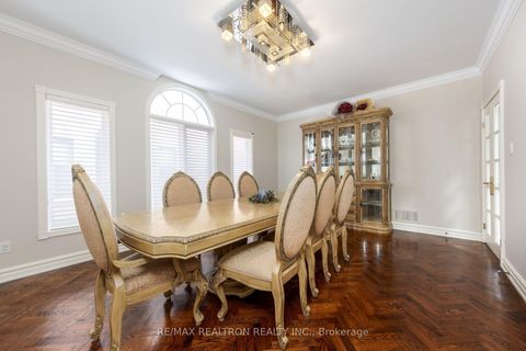 Photo 18 at 25 Clarkhill Street, Newtonbrook West, Toronto