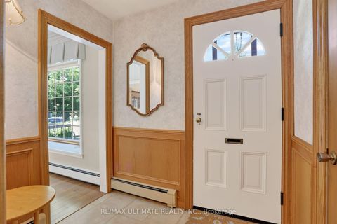 Photo 4 at 81 Flora Drive, Dorset Park, Toronto