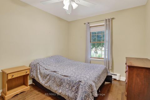 Photo 19 at 81 Flora Drive, Dorset Park, Toronto