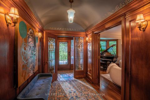 Photo 10 at 270 Indian Road, Swansea, Toronto
