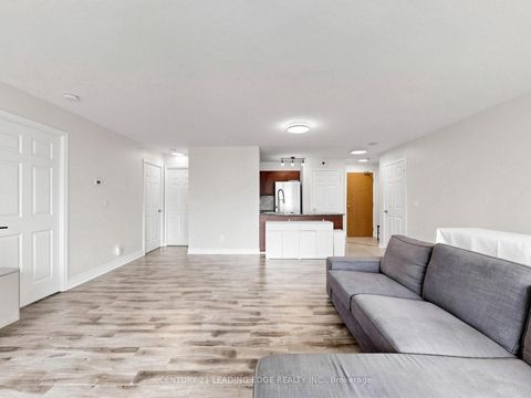 Photo 12 at 1610 - 5500 Yonge Street, Willowdale West, Toronto