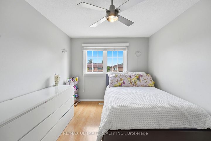 Photo 14 at 37 Cathy Jean Crescent, Jamestown, Toronto