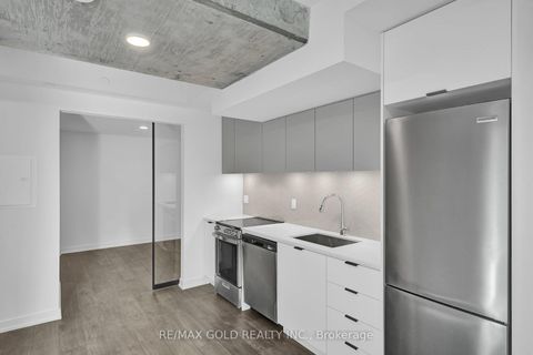 Photo 15 at 211 - 57 Brock Avenue, Roncesvalles, Toronto