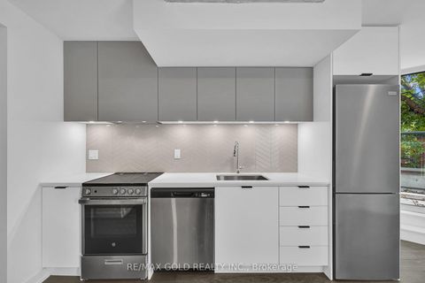 Photo 16 at 211 - 57 Brock Avenue, Roncesvalles, Toronto