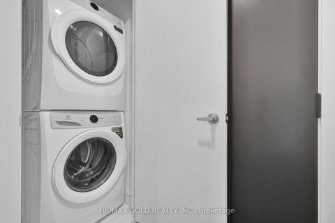Photo 21 at 211 - 57 Brock Avenue, Roncesvalles, Toronto