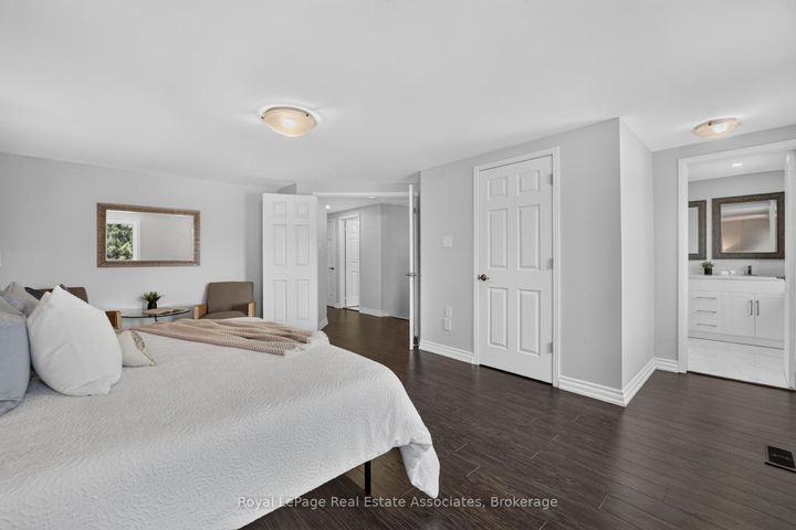 Photo 28 at 3346 Chartrand Crescent, Erin Mills, Mississauga