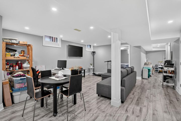 Photo 39 at 3346 Chartrand Crescent, Erin Mills, Mississauga