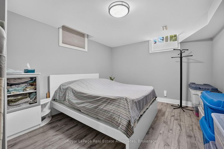 Photo 42 at 3346 Chartrand Crescent, Erin Mills, Mississauga