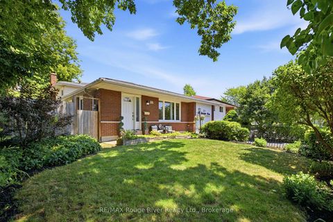 Photo 1 at 86 Shoredale Drive, Woburn, Toronto