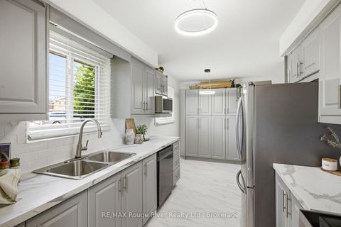 Photo 6 at 86 Shoredale Drive, Woburn, Toronto