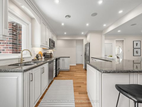 Photo 8 at 8 Tufton Crescent, Victoria Village, Toronto