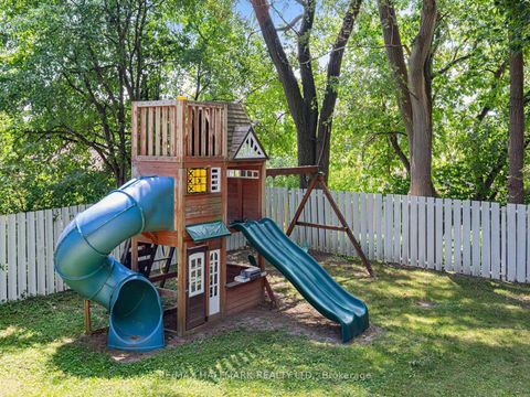Photo 27 at 8 Tufton Crescent, Victoria Village, Toronto